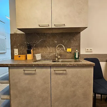 Schoene Ferienwohnung 80M2, 3 Schlafzimmer, 2 Baeder, Zentrumnah, 3Og Erfurt Exterior foto