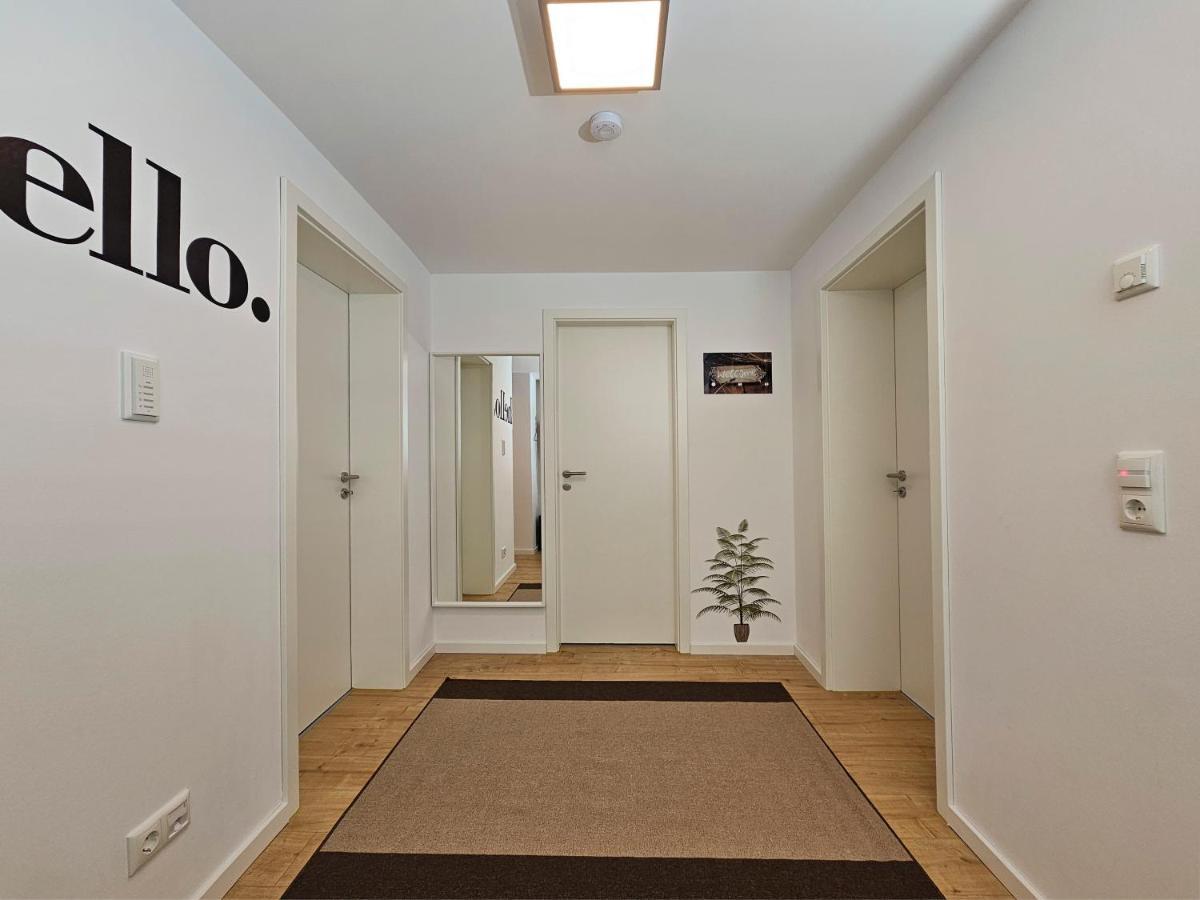 Schoene 80m2, 3 Schlafzimmer, 2 Baeder, Zentrumnah, 3og Apartment *